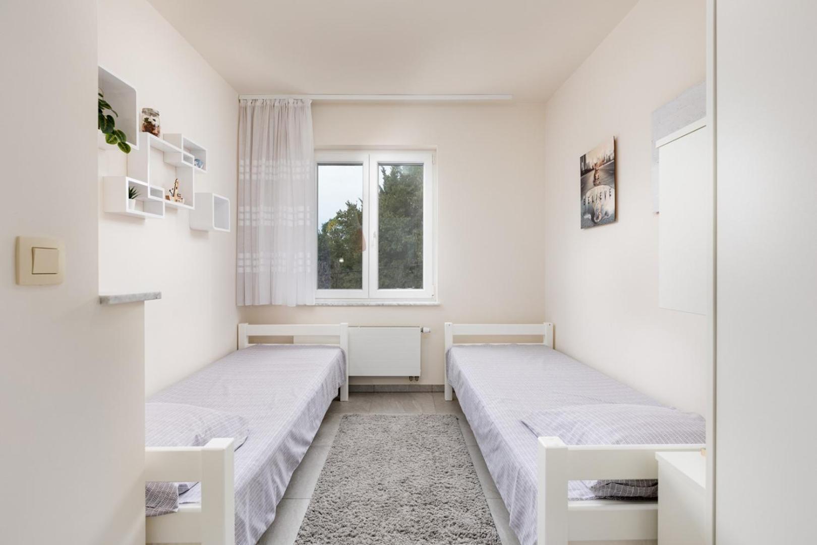 מאלינסקה Apartments Pivas מראה חיצוני תמונה