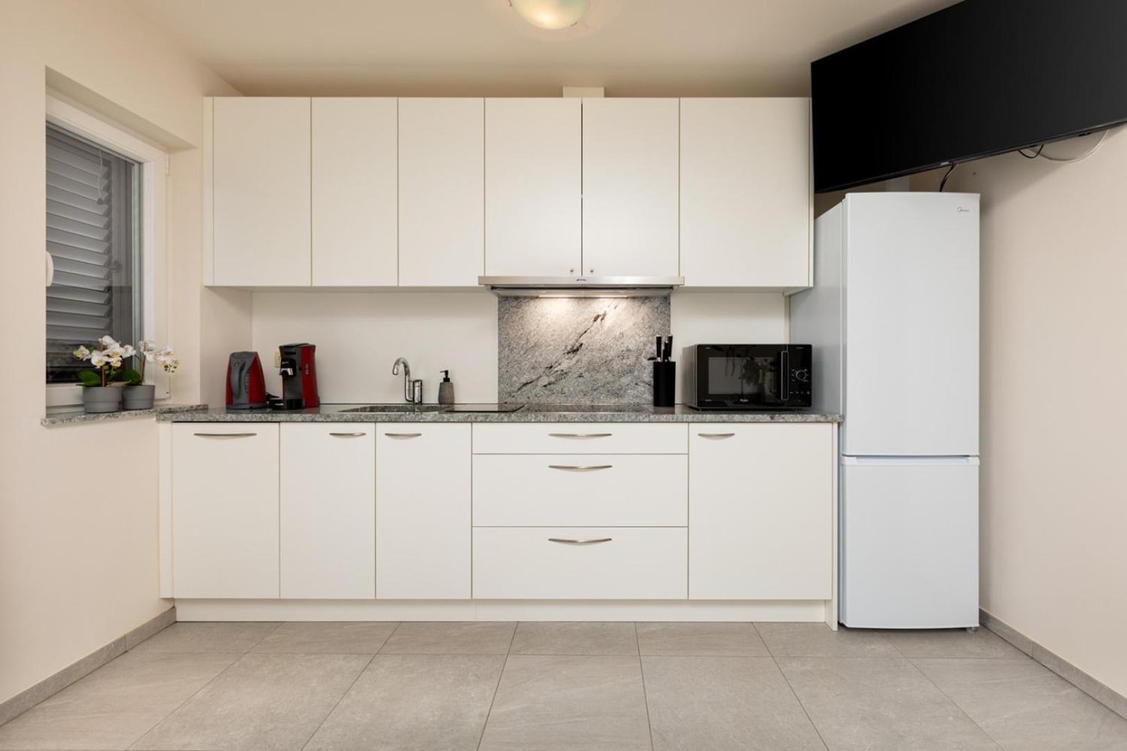 מאלינסקה Apartments Pivas מראה חיצוני תמונה